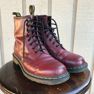 Dr. Martens 1460 Cherry Red, M11